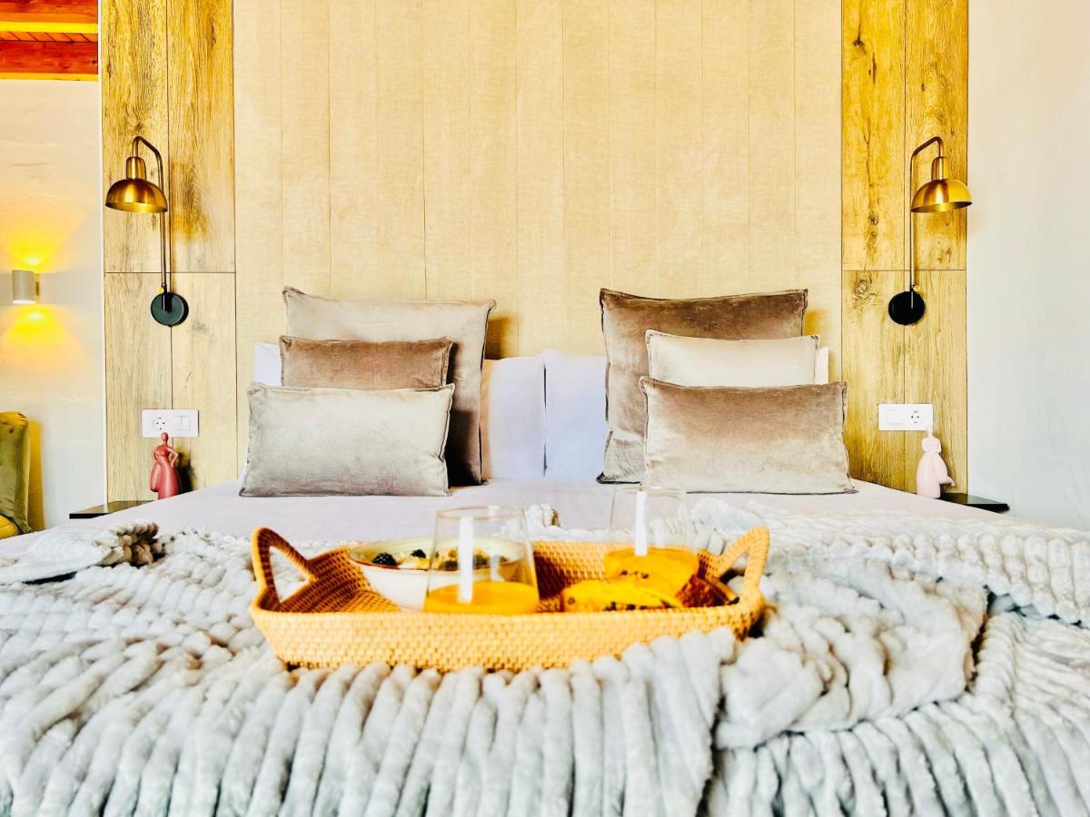 Canaryislandshost L The Sky Suites Tinajo Eksteriør billede