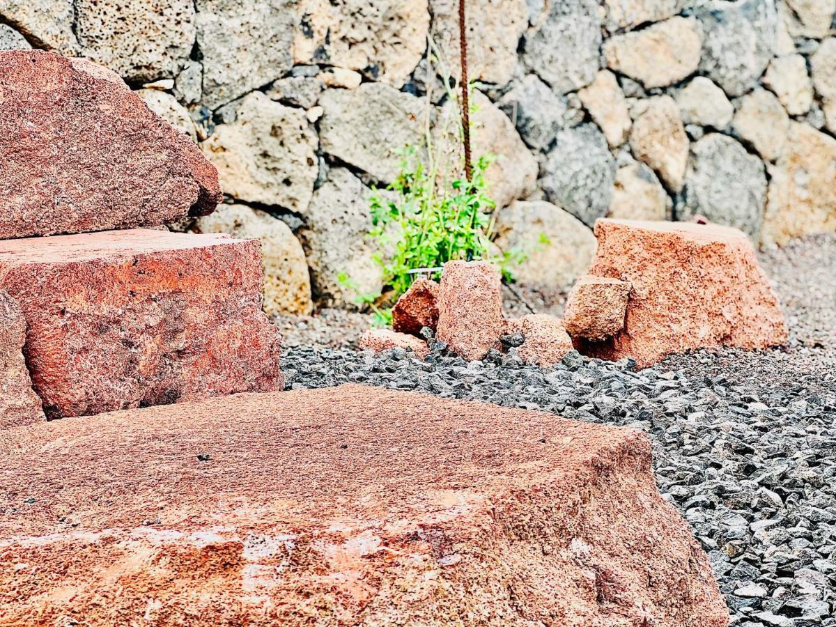 Canaryislandshost L The Sky Suites Tinajo Eksteriør billede